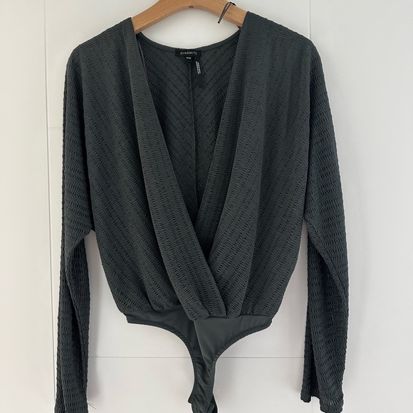 Dynamite Tops - Dynamite Textured Gray Top